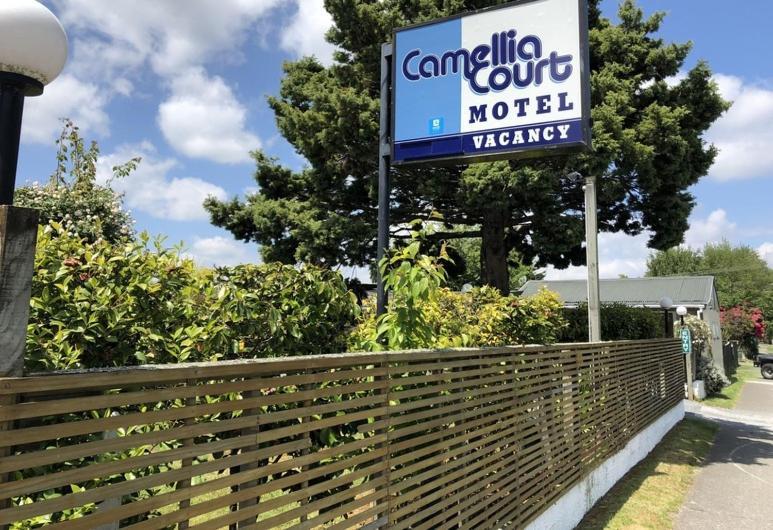 تاوبو Camellia Court Family Motel المظهر الخارجي الصورة