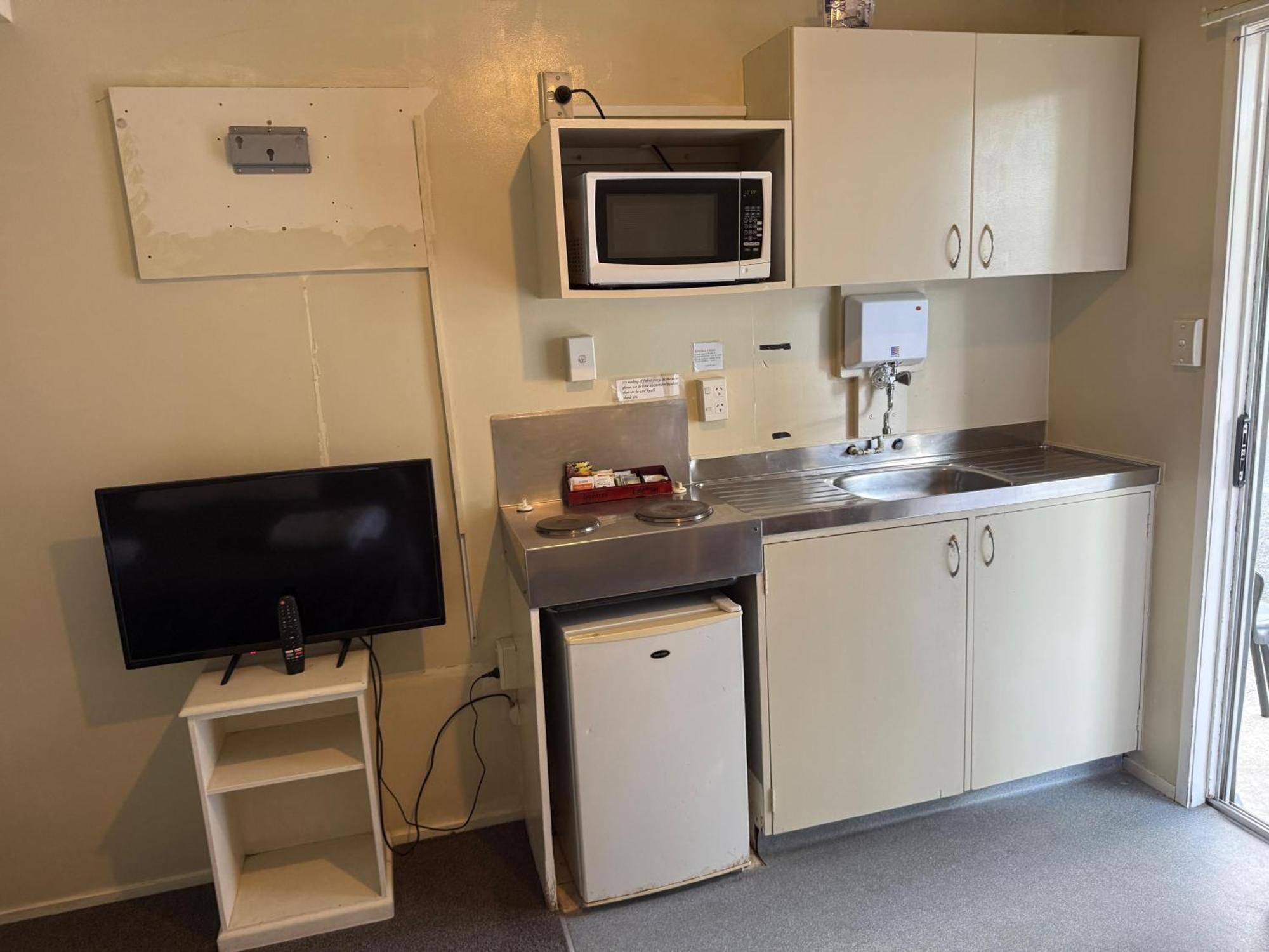 تاوبو Camellia Court Family Motel المظهر الخارجي الصورة